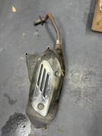 Originele Vespa Sprint 4T4V uitlaat (OEM) met hitteschild, Fietsen en Brommers, Ophalen, Zo goed als nieuw, Uitlaat, Vespa