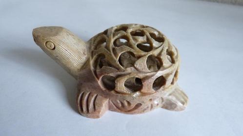 stenen beeldje schildpad, Verzamelen, Beelden en Beeldjes, Zo goed als nieuw, Dier, Ophalen of Verzenden