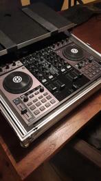DJ Controller TRAKTOR S4  VERKOCHT !, Muziek en Instrumenten, Dj-sets en Draaitafels, Ophalen of Verzenden, Zo goed als nieuw