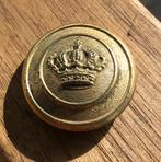 Oude knoop met kroon, Verzamelen, Speldjes, Pins en Buttons, Ophalen of Verzenden, Gebruikt, Overige onderwerpen, Button