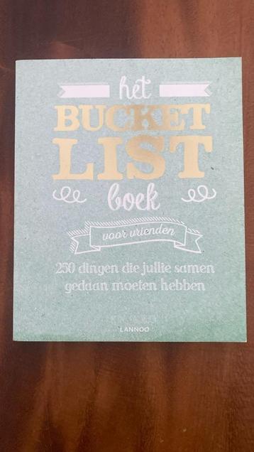 Het Bucketlist Boek voor Vrienden beschikbaar voor biedingen