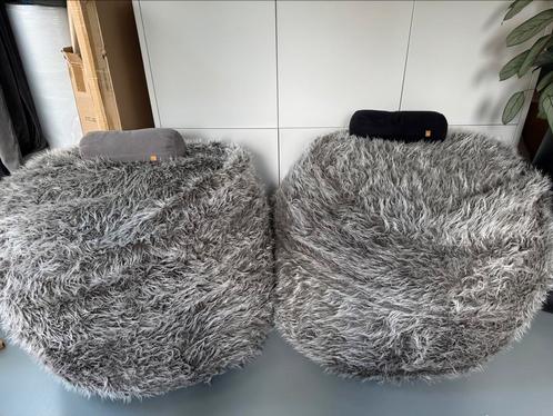 2 Vetsak  zitzakken met assesoir kussentjes, Huis en Inrichting, Zitzakken, Zo goed als nieuw, Zitzak, Grijs, Ophalen