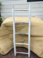 Kleine houten ladder, Doe-het-zelf en Verbouw, Ladders en Trappen, Ophalen of Verzenden