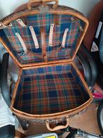 Twee rieten manden, Ophalen of Verzenden