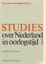 Studies over Nederland in oorlogstijd 1 door drs AH Paape, Ophalen of Verzenden, Zo goed als nieuw, Tweede Wereldoorlog, AH Paape