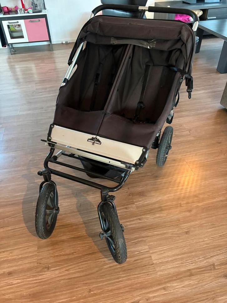 Mountain buggy duo, Kinderen en Baby's, Tweelingen en Meerlingen, Zo goed als nieuw, Kinderwagen of Buggy, Ophalen
