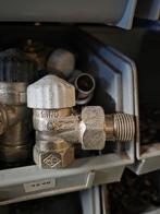 Radiator kranen en koppelingen, Ophalen of Verzenden