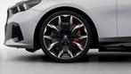 BMW i5 Touring M60 xDrive | M Sporpakket Pro | Innovation Pa, Auto's, Nieuw, Te koop, Zilver of Grijs, 5 stoelen