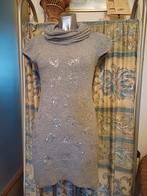 Zilver/grijze lange trui/jurk met strass letters maat m, Maat 38/40 (M), Ophalen