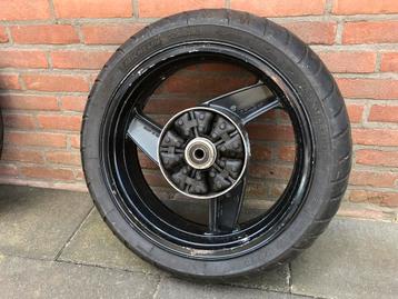 Kawasaki ZX 10 & GPZ 900 onderdelen beschikbaar voor biedingen