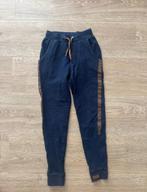 Koko Noko Joggingbroek Blauw Maat 128, Kinderen en Baby's, Kinderkleding | Maat 128, Ophalen of Verzenden, Zo goed als nieuw, Jongen