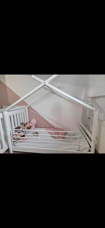 Huisje peuter bed beschikbaar voor biedingen