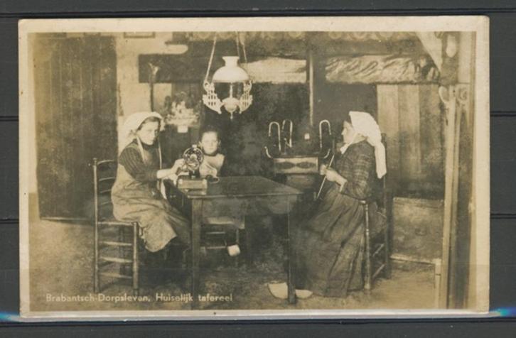 Gorkum 1945 Brabantse leven Foto Ansichtkaart m-25b jdu, Verzamelen, Ansichtkaarten | Nederland, Gelopen, Gelderland, 1940 tot 1960