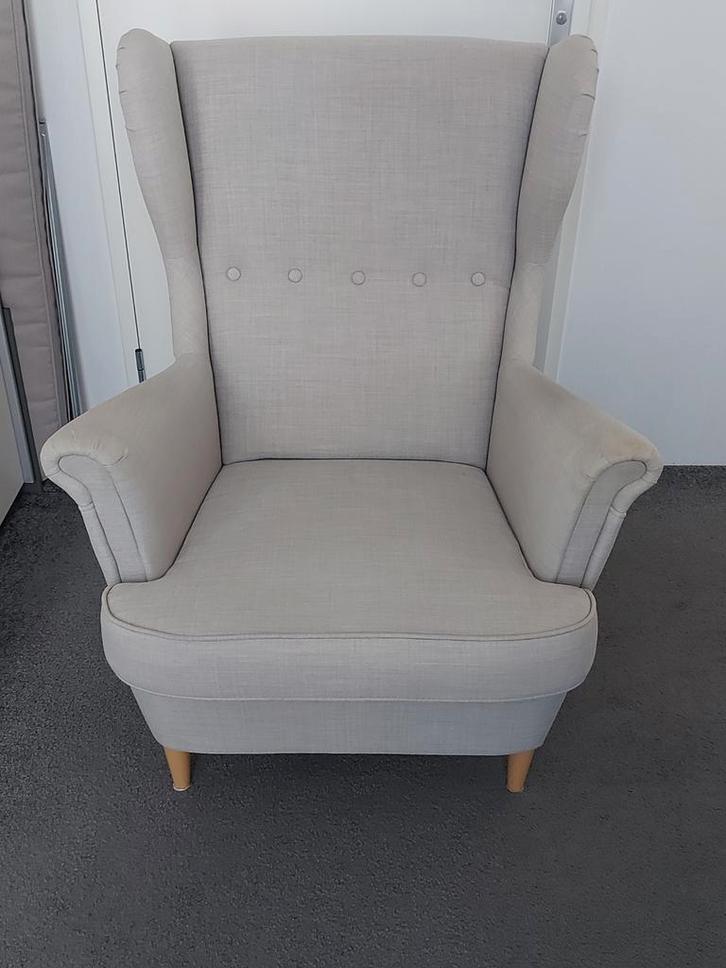 Oorfauteuil Strandmon Ikea taupe beige, Huis en Inrichting, Fauteuils, Gebruikt, Hout, Stof, Ophalen