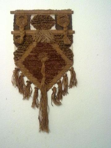 retro vintage 70s wandkleed touw macrame wand decoratie beschikbaar voor biedingen