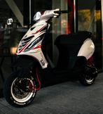 Gezocht piaggio zip opknapper, Ophalen, Zip