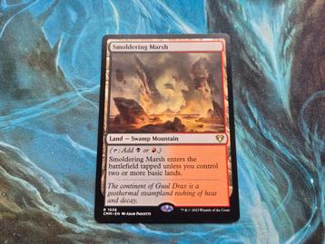 Smoldering Marsh - Commander Masters: Extras beschikbaar voor biedingen