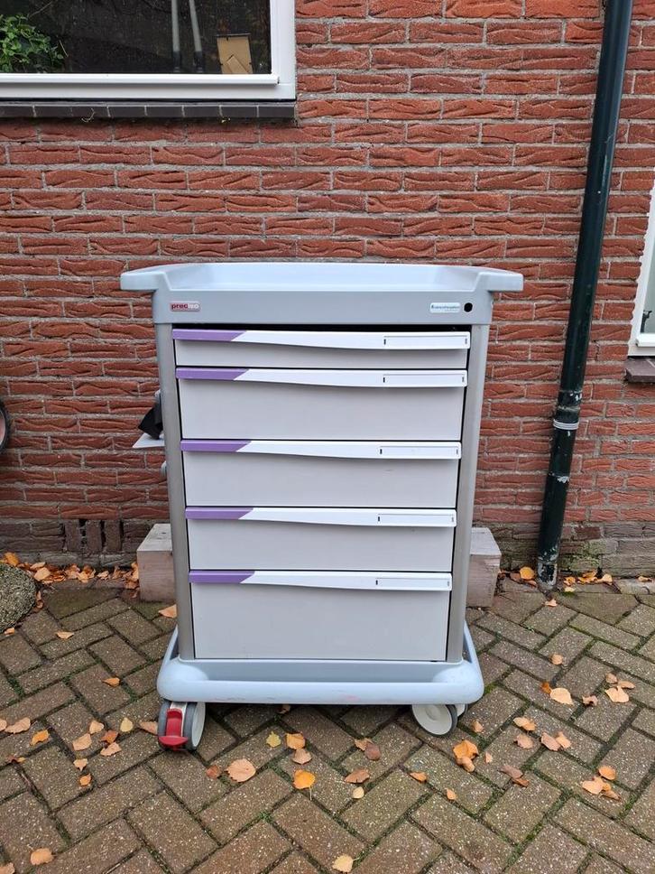 Medische Trolley/medicatiekar/gereedschapswagen, Doe-het-zelf en Verbouw, Gereedschapskisten, Ophalen