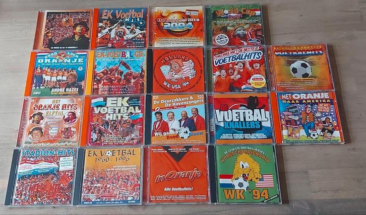 18 verschillende cd's nederland voetbal EK, WK, etc..., Cd's en Dvd's, Cd's | Overige Cd's, Gebruikt, Ophalen of Verzenden
