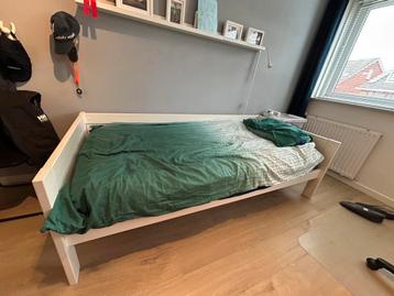 LIFETIME Basisbed - in nieuwstaat beschikbaar voor biedingen