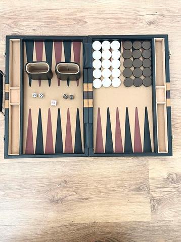 Backgammon Set - Zo Goed Als Nieuw! beschikbaar voor biedingen