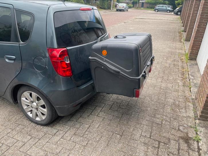 Towbox v1 trekhaakkoffer te huur, Auto diversen, Bagagerekken, Zo goed als nieuw, Ophalen