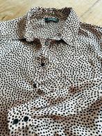 Blouse  Norah roze zwart stip satijn maat 42, Kleding | Dames, Maat 42/44 (L), Ophalen of Verzenden, Zo goed als nieuw, Norah