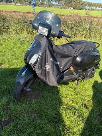 Vespa S 50cc snorbrommer beschikbaar voor biedingen