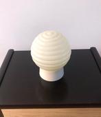 Art Deco Thabur plafondlamp | zachtgeel | jaren 30, Ophalen of Verzenden, Zo goed als nieuw, Glas, Art Deco