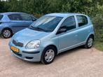 Leuke lichtblauwe Toyota Yaris 1.0 16V Vvti 5DR 2004, Auto's, Stof, 4 cilinders, Origineel Nederlands, Overige kleuren