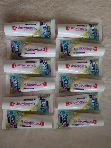 12x Sence Kids tandpasta beschikbaar voor biedingen