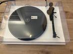Pro-Ject Debut III platenspeler wit upgrade Ortofon 2M Red, Gebruikt, Automatisch, Platenspeler, Ophalen