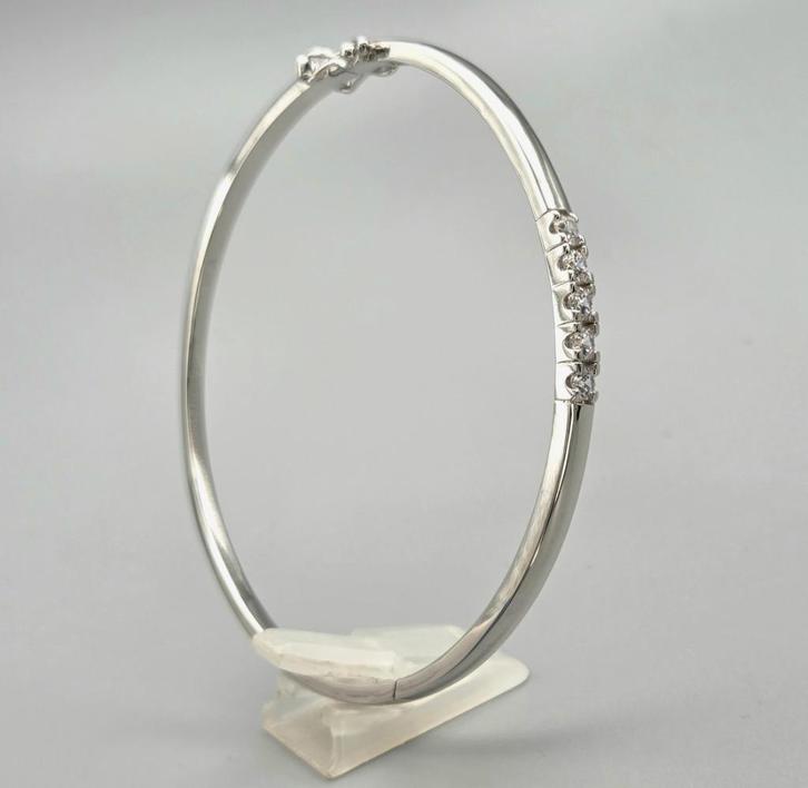 Zilveren slavenarmband met zirkonia's. 2025/683, Sieraden, Tassen en Uiterlijk, Armbanden, Nieuw, Zilver, Zilver, Met edelsteen