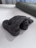 UGGS gebreid grijs wol schoenen maat 38, Ophalen of Verzenden, Gedragen, Grijs