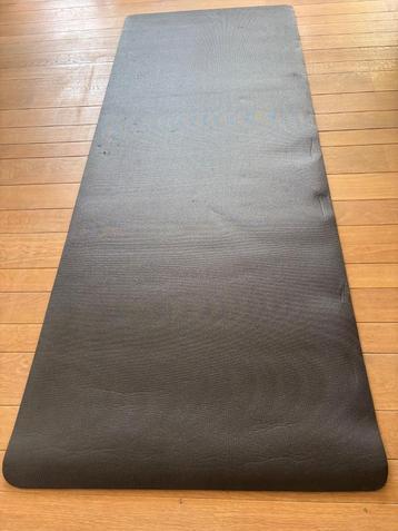 zwarte yogamat extra lang, breed en dik: 2.30 x 0.90cm x 8mm beschikbaar voor biedingen