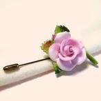 Vintage broche hoedenspeld reversspeld roze roos porselein, Overige materialen, 4 tot 7 cm, Verzenden, Zo goed als nieuw