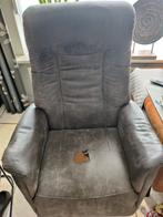 Gratis draaibaar relaxfauteuil, Huis en Inrichting, Fauteuils, Ophalen, Gebruikt, 75 tot 100 cm, Stof