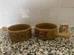 2 lichtbruine casserole steel kommetjes met retro decoratie, Huis en Inrichting, Keuken | Servies, Ophalen of Verzenden, Zo goed als nieuw