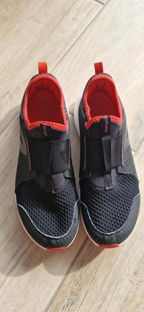Mt. 39 Zgan heerlijke lichte instapgympen, Kinderen en Baby's, Kinderkleding | Schoenen en Sokken, Zo goed als nieuw, Sportschoenen