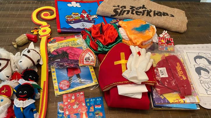 Prachtige Sinterklaas en zwarte Piet spullen, Diversen, Sinterklaas, Zo goed als nieuw, Ophalen