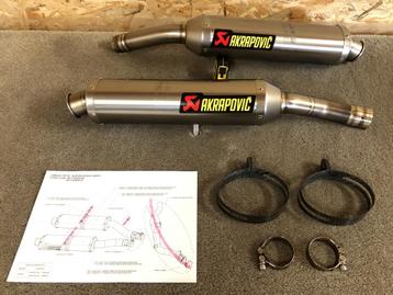 Akrapovic uitlaten dempers Yamaha YZF-R1 YZFR1 R1 07 08 RN19 beschikbaar voor biedingen