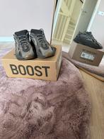 Yeezy boost 700 V2, Kleding | Dames, Schoenen, Gedragen, Grijs, Ophalen of Verzenden, Sneakers of Gympen