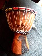 oude djembe uit Afrika handgemaakt hardhout, Ophalen of Verzenden, Gebruikt, Trommel