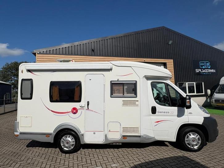 zeer leuke compacte challenger 6m lang, Caravans en Kamperen, Campers, Bedrijf, Half-integraal, Challenger, Diesel, Handgeschakeld