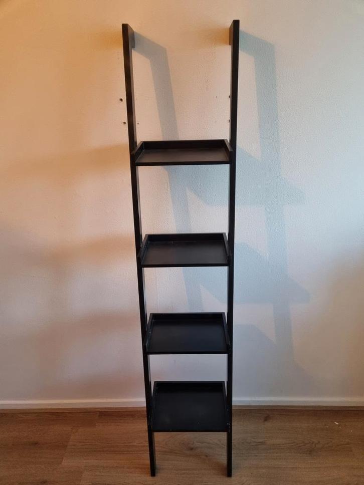 Zwarte decoratieladder met 4 planken, Huis en Inrichting, Kasten | Boekenkasten, Gebruikt, Minder dan 50 cm, 150 tot 200 cm, Minder dan 25 cm