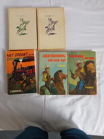 Arendsoog Boeken - Nrs. 4, 5, 8, 37, 42 beschikbaar voor biedingen