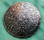 Zilveren broche - Speld -Kalender van de Azteken, Ophalen of Verzenden, Gebruikt, Zilver, Zilver
