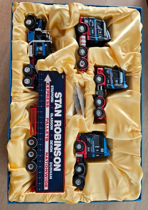 Corgi Stan Robinson boxset 1:50 limited edition, Hobby en Vrije tijd, Modelauto's | 1:50, Zo goed als nieuw, Bus of Vrachtwagen