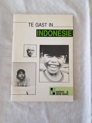 te gast in Indonesie   beschikbaar voor biedingen