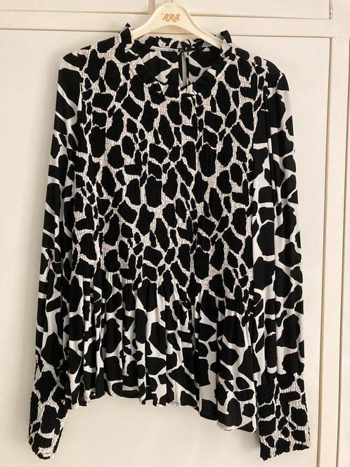Blouse Juffrouw Jansen maat 44, Kleding | Dames, Blouses en Tunieken, Zo goed als nieuw, Maat 42/44 (L), Zwart, Ophalen of Verzenden